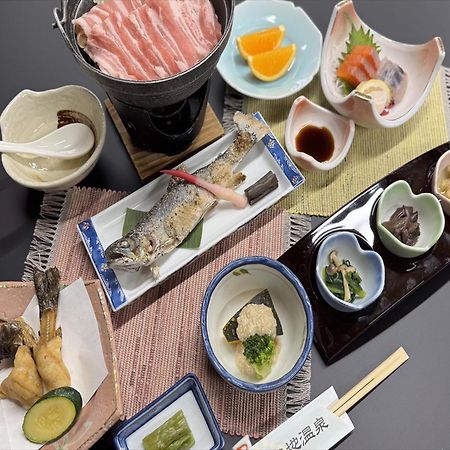 Yachi Onsen Hotel Tovada Kültér fotó