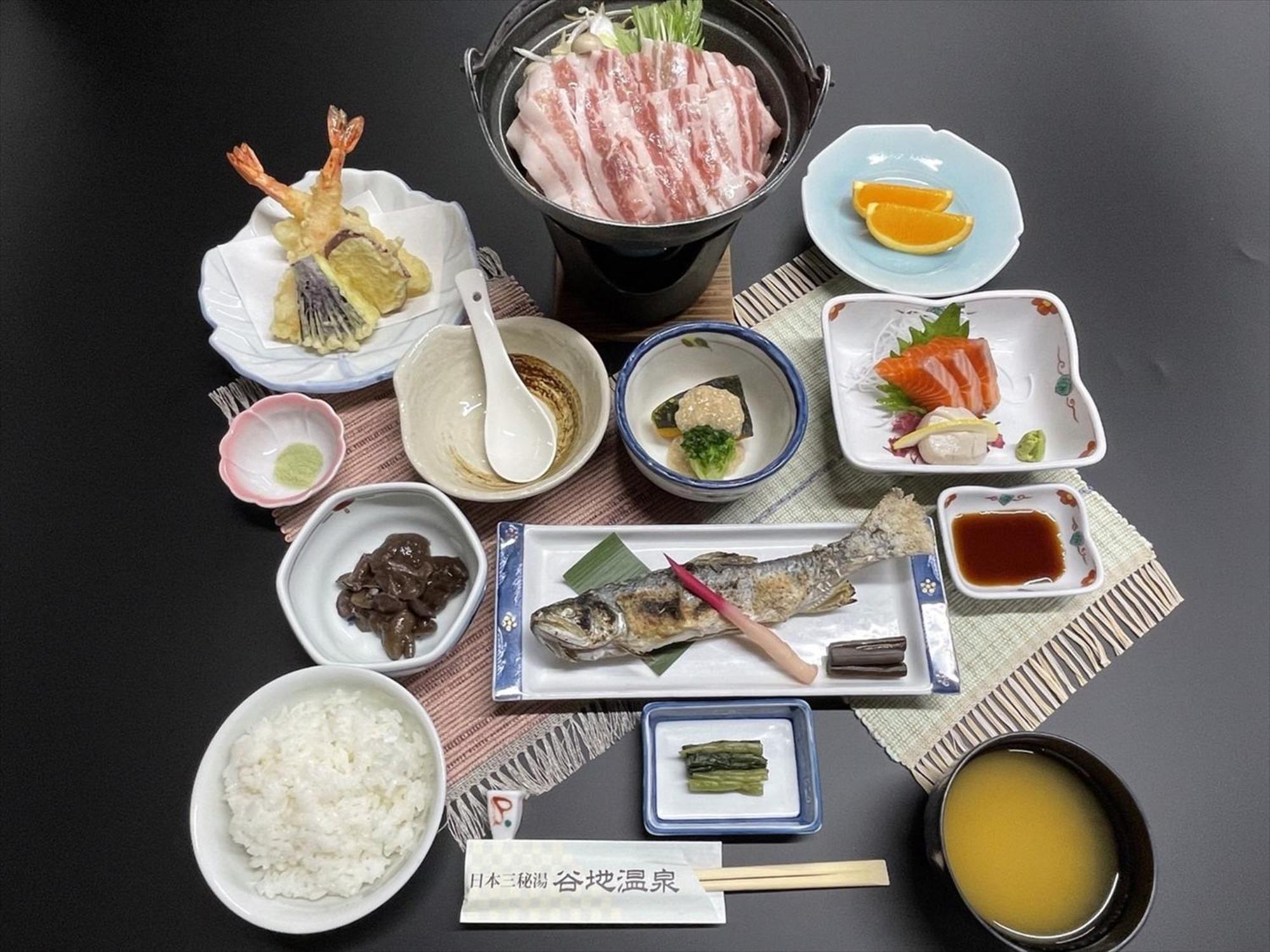 Yachi Onsen Hotel Tovada Kültér fotó